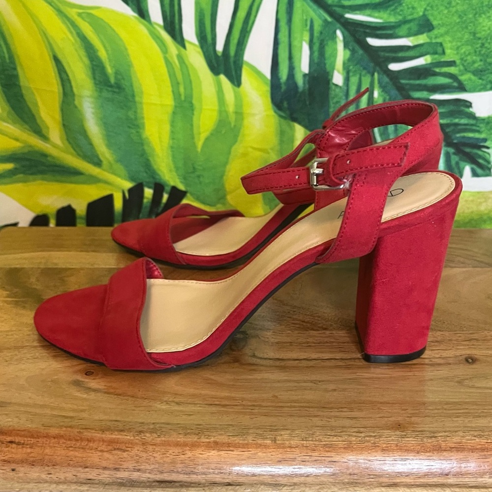 Abound 9.5M Red Ankle Strap Spring Summer Date Night Valentines Chunky Heels